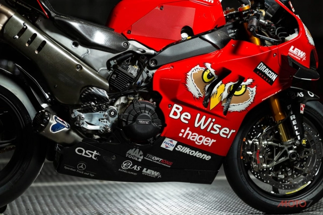 Chi tiết ducati panigale v4 r sức mạnh 240 hp của tay đua scott redding