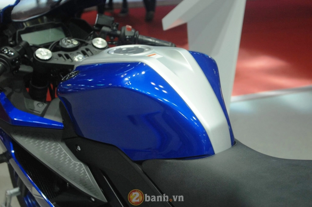 Chi tiết mẫu xe yamaha yzf-r15 2017 được dự đoán sẽ bán với giá 90 triệu đồng