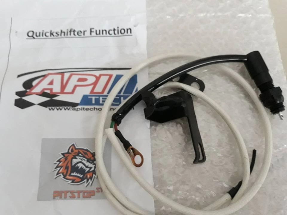 clip exciter 150 độ quickshifter đá số trên không