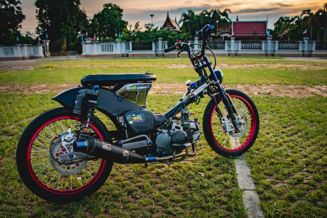 Cub độ phong cách bobber đậm chất chơi trên đất thái