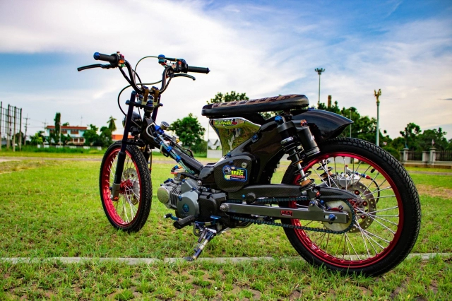 Cub độ phong cách bobber đậm chất chơi trên đất thái