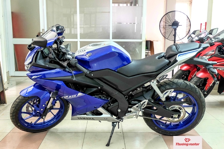 Cùng ngắm yamaha r15 v30 phiên bản 2017 có giá trên 115 triệu