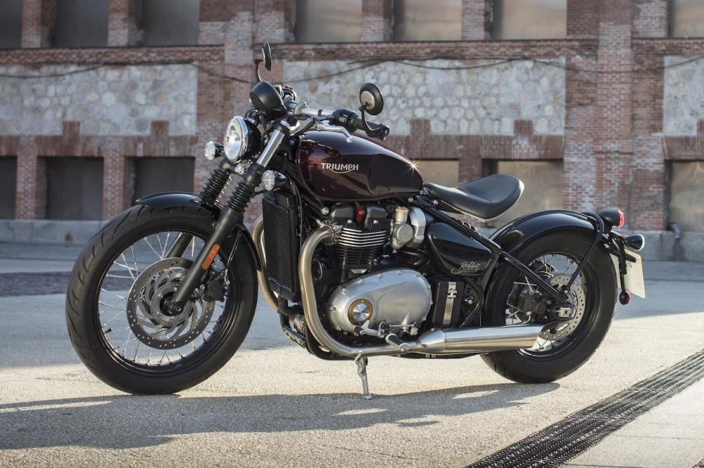 Đánh giá điểm khác nhau giữa triumph bonneville speedmaster vs bobber