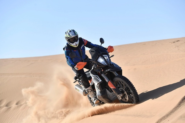 Đánh giá ktm 790 adventure r 2019 - luồng gió mới trong phân khúc adventure