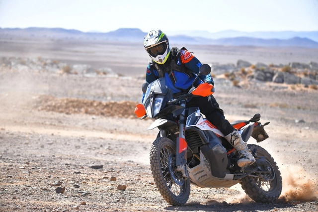 Đánh giá ktm 790 adventure r 2019 - luồng gió mới trong phân khúc adventure