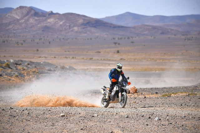 Đánh giá ktm 790 adventure r 2019 - luồng gió mới trong phân khúc adventure