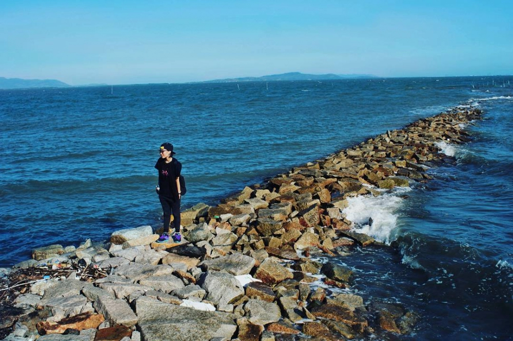 Đảo thạch an khiến giới trẻ sống ảo phát cuồng với bãi đá giữa biển 
