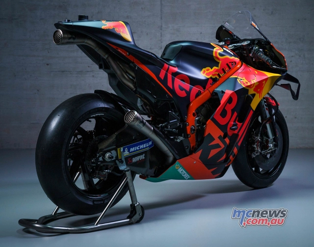 Đội đua tech3 ktm factory racing ra mắt và sẵn sàng chiến đấu motogp 2021