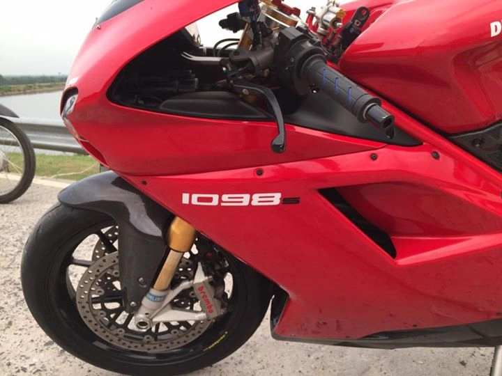 Ducati 1098s đẳng cấp siêu mô tô hàng đầu thế giới