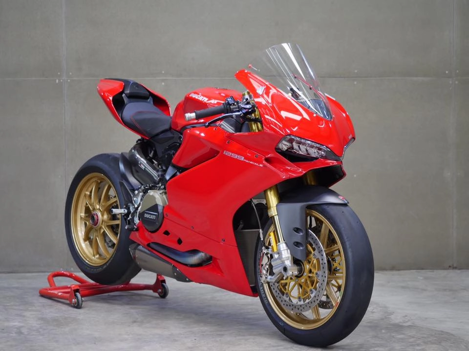 Ducati 1299 panigale quỷ đỏ đẹp mê ly không tỳ vết