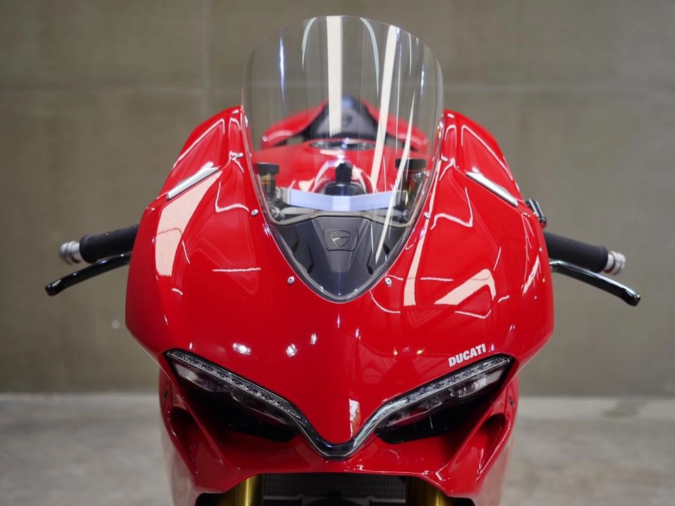 Ducati 1299 panigale quỷ đỏ đẹp mê ly không tỳ vết