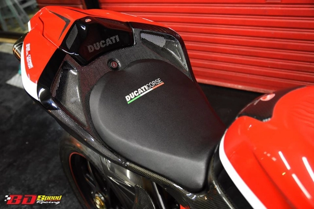 Ducati 848 evo corse siêu đẹp trong một bản độ tối tân về công nghệ