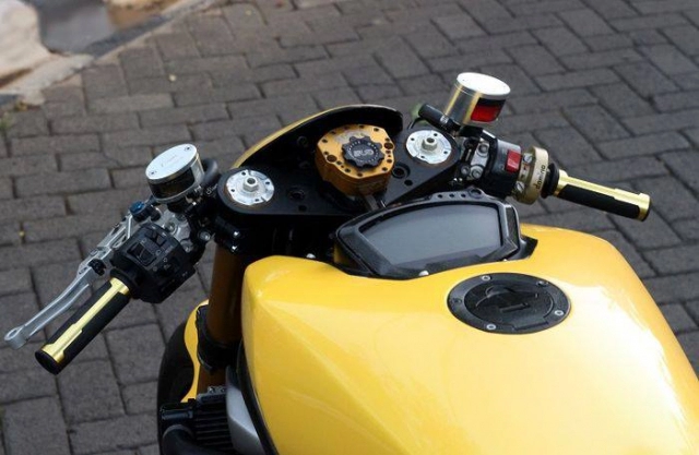 Ducati 848 evo lột xác ngoạn mục với hình ảnh cafe racer cổ điển
