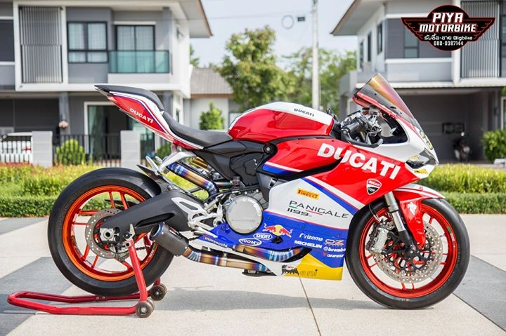 Ducati 899 panigale gây sốc với tem đấu thể thao