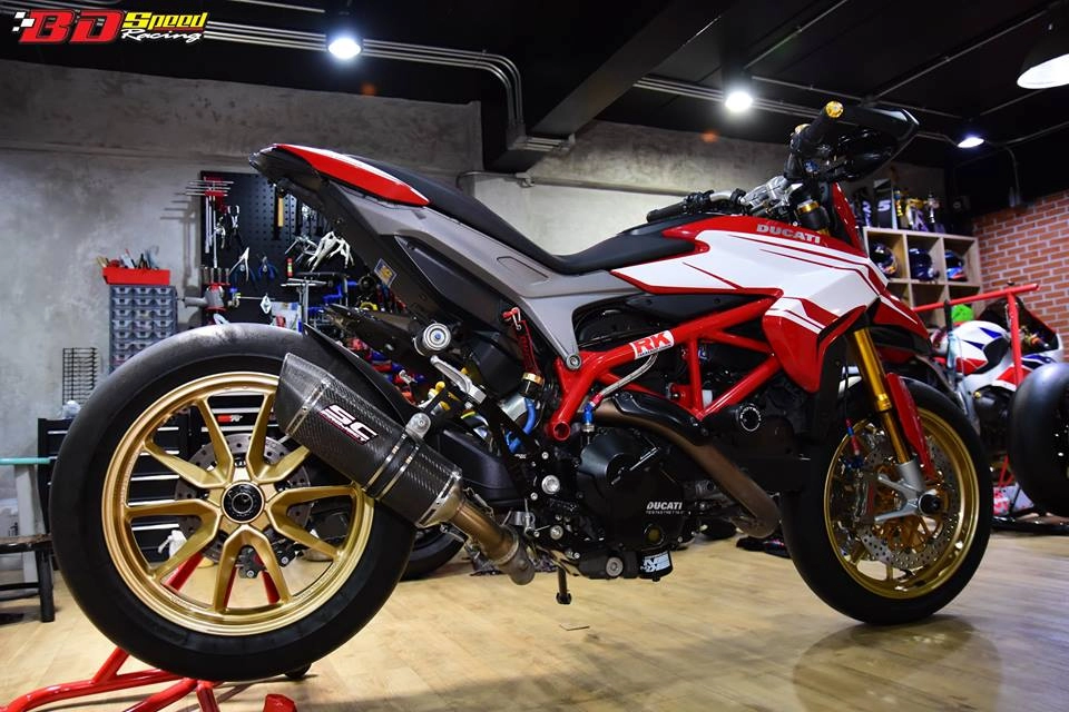 Ducati hypermotard 821 bản độ đầy hiệu năng đến từ bd speed racing