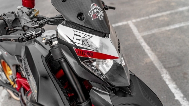 Ducati hypermotard độ nóng bỏng với bộ cánh thể thao độc quyền