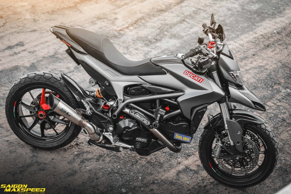 Ducati hyperstrada 821 bản độ bộn tiền của biker sài thành