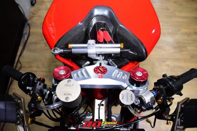 Ducati monster 1100s độ cực chất với dàn chân khủng