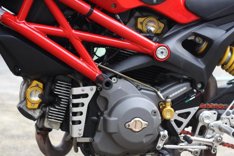 Ducati monster 796 nâng cấp đầy nổi bật trên đất thái
