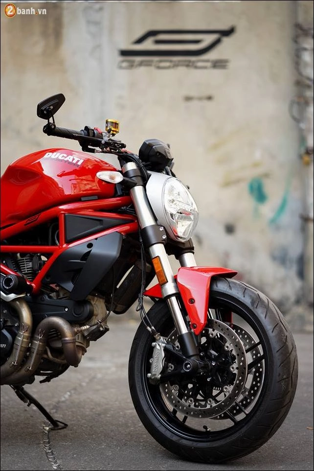 Ducati monster 797 độ hầm hố từ thương hiệu đồ chơi cao cấp