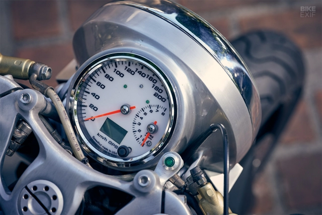 Ducati monster s4r độ phong cách ấn tượng đến từ benjies cafe racer