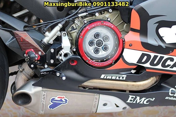 Ducati panigale 899 bản độ đậm chất chơi bên bộ cánh redbull