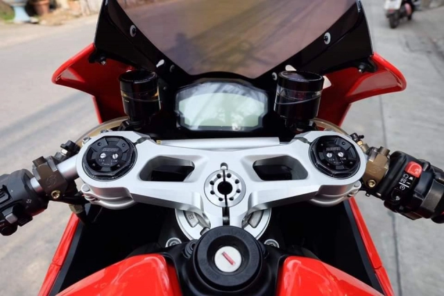 Ducati panigale 899 độ ấn tượng với phong cách superleggera