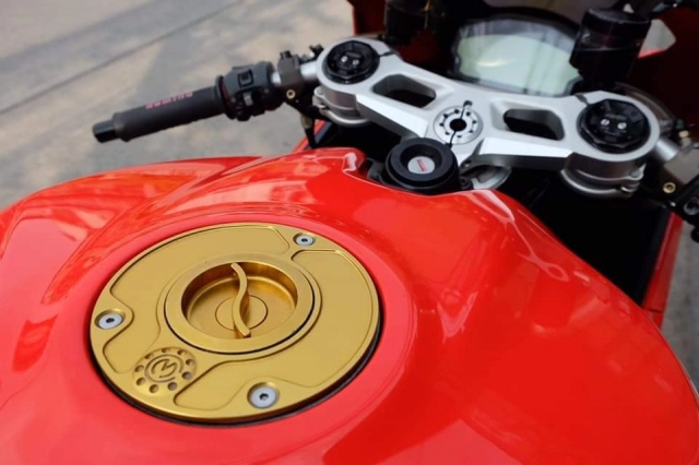 Ducati panigale 899 độ ấn tượng với phong cách superleggera