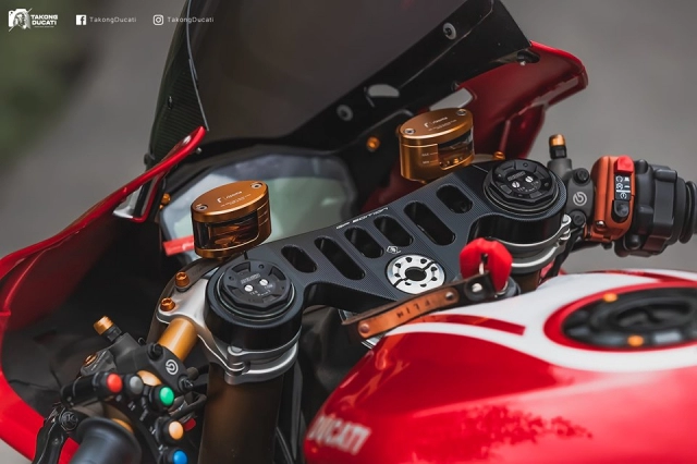 Ducati panigale 899 độ đỉnh điểm với công nghệ đồ chơi cao cấp