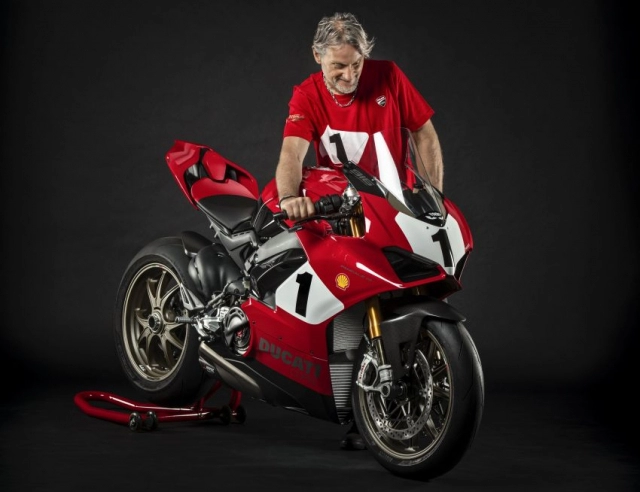 Ducati panigale v4 25th anniversary 916 lên sàn với giá hơn 1 tỷ đồng