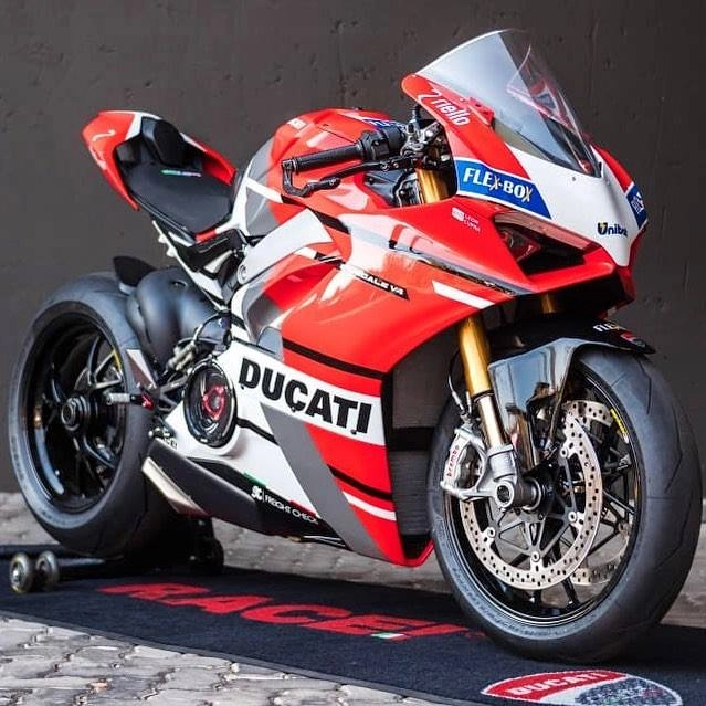 Ducati panigale v4 độ diện mạo cách tân theo phong cách motogp
