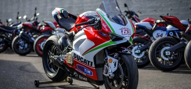 Ducati panigale v4 - hayden tribute phiên bản đặc biệt từ đại lý với giá hơn 15 tỷ