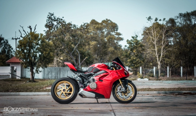 Ducati panigale v4 s độ - hoàn hảo như nơi nó được sinh ra