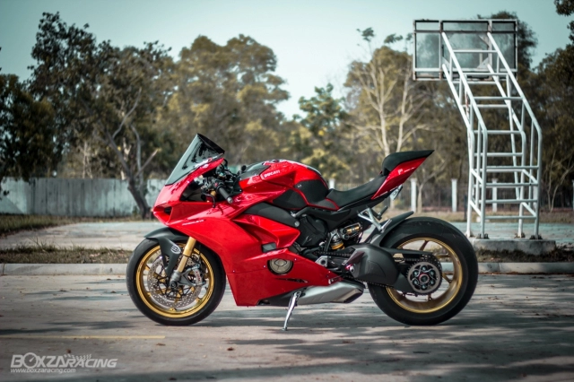 Ducati panigale v4 s độ - hoàn hảo như nơi nó được sinh ra