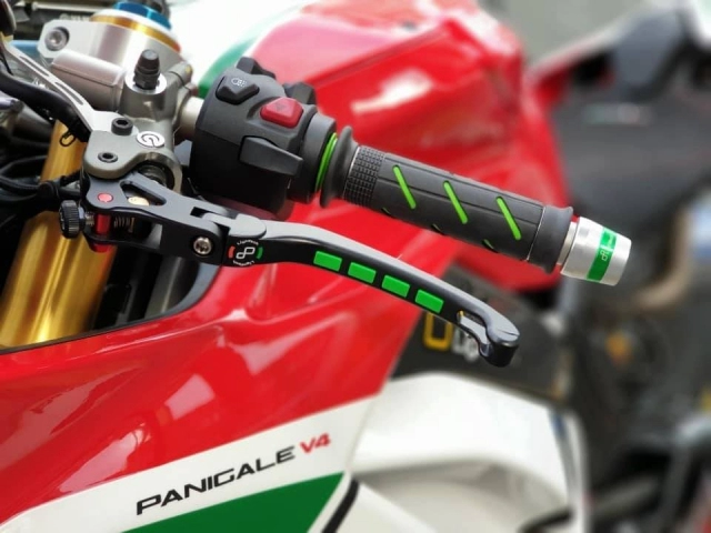 Ducati panigale v4 special độ siêu ngầu với cấu trúc thiết kế pô termignoni 4uscite