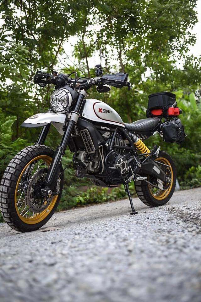 Ducati scrambler desert sled bản độ off-road đầy ấn tượng đến từ mugello