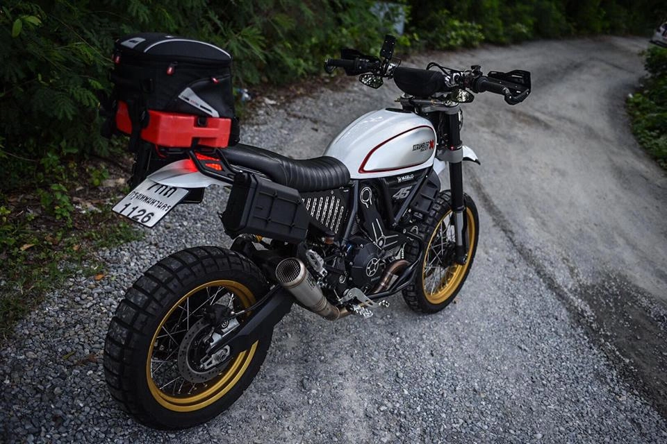 Ducati scrambler desert sled bản độ off-road đầy ấn tượng đến từ mugello