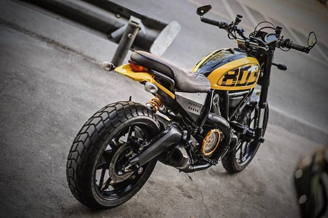 Ducati scrambler icon độ nổi bật và cực chất với tone vàng chói chang