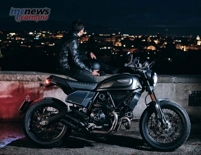 Ducati scrambler nightshift 2021 vừa trình làng với ngoại hình hung hãn