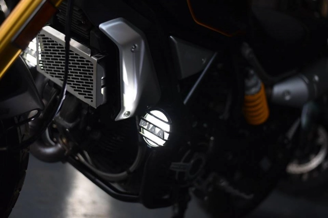 Ducati scrambler1100 độ đơn giản đầy phá cách