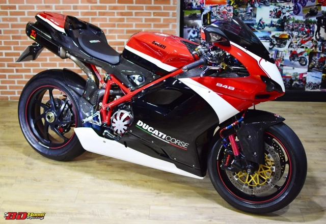 Ducati sport 848 evo corse độ ấn tượng với dàn option tùy chọn cao cấp