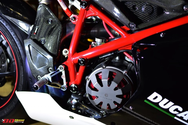 Ducati sport 848 evo corse độ ấn tượng với dàn option tùy chọn cao cấp