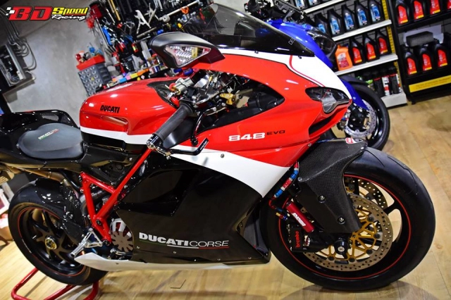 Ducati sport 848 evo corse huyền thoại cực chất với dàn trang bị cao cấp