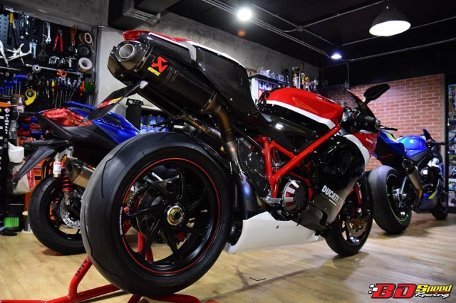 Ducati sport 848 evo corse huyền thoại cực chất với dàn trang bị cao cấp