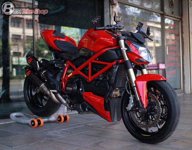 Ducati streetfighter 848 độ chất ngất với dàn option hàng hiệu