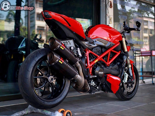 Ducati streetfighter 848 độ chất ngất với dàn option hàng hiệu