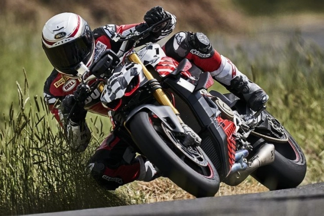 Ducati streetfighter v4 lộ diện phiên bản khác trên đường thử nghiệm