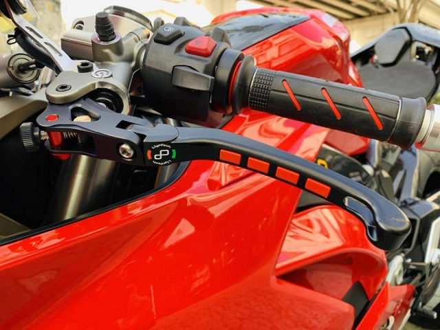 Ducati v4 panigale vẻ đẹp bất chấp từ nhà tài trợ lightech