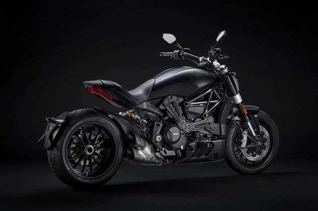 Ducati xdiavel dark và xdiavel black star 2021 vừa ra mắt