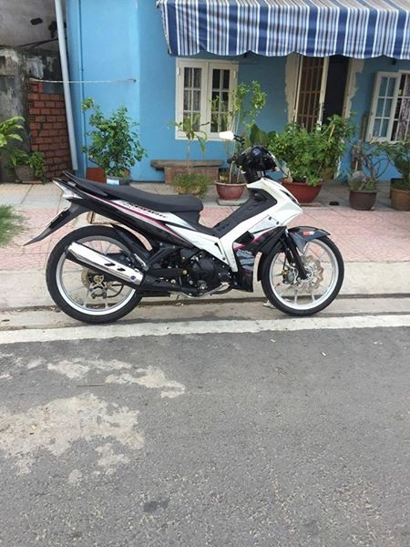 Exciter 135 độ đầy đủ đồ chơi của một biker sài gòn